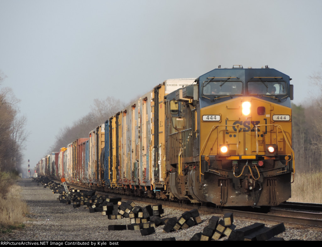 CSX 444 on Q367